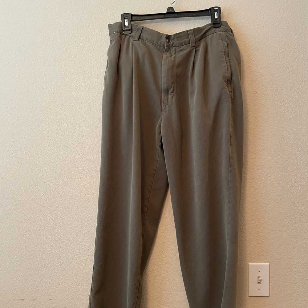Silk Tommy Bahama Chinos